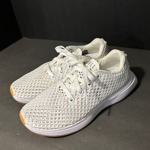 NOBULL Mesh Runner Women’s size 5